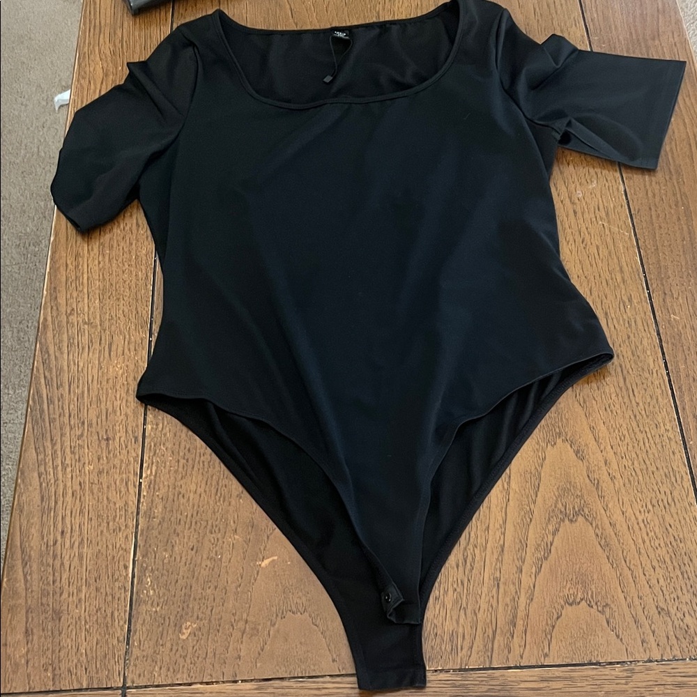 SHEIN Black Bodysuit